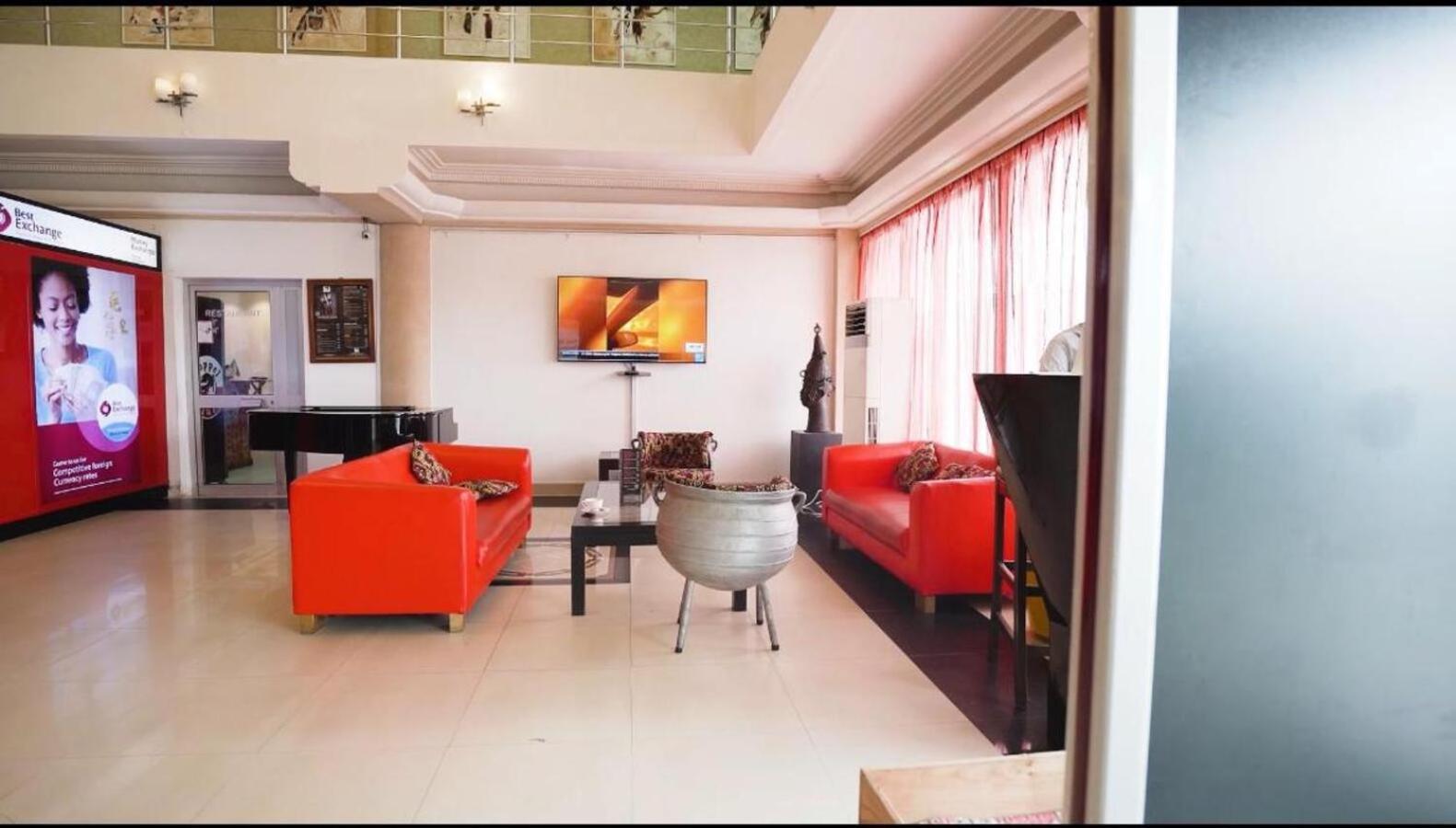 Nobila Airport Hotel Cotonou Exterior foto