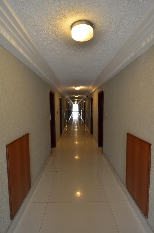 Nobila Airport Hotel Cotonou Exterior foto